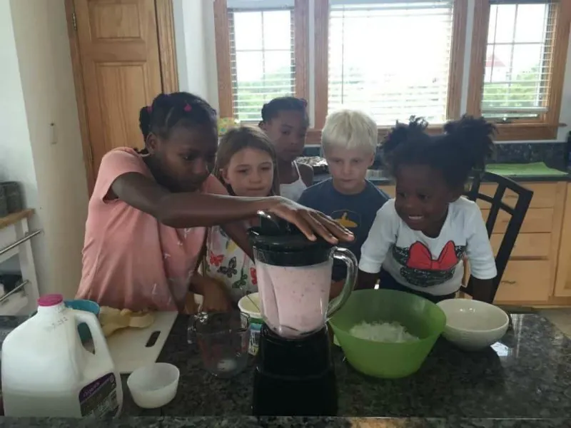 kids cooking