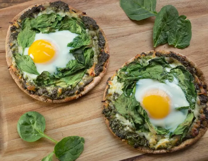 Egg in a Nesto Pesto Pita Pizza