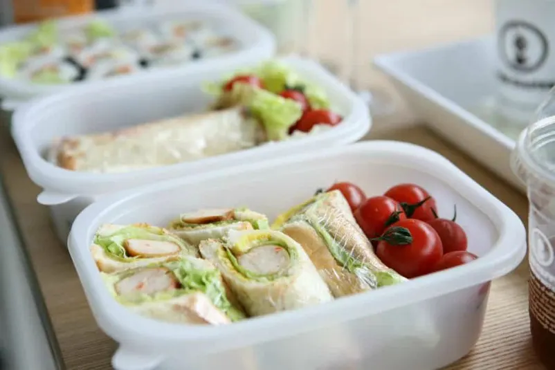 packed food in lunch boxes