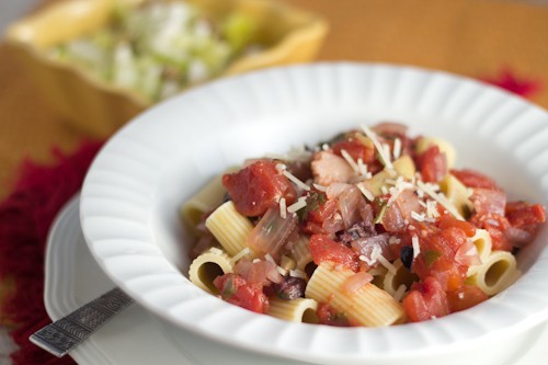 Rigatoni-w-Tomato-Artichoke-Sauce-1-of-1-2