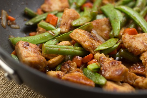 Cashew Garlic Chicken or Tofu with Sugar Snap Peas LW Cashew Garlic Chicken or Tofu with Sugar Snap Peas