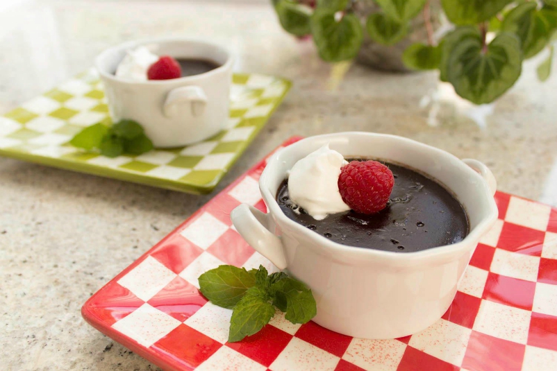 Chocolate pudding Chocolate Pudding with Fresh Raspberries