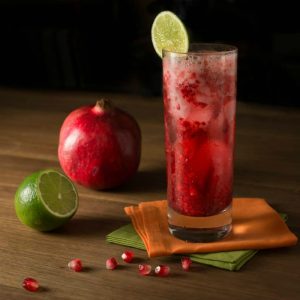 Pomegranate Raspberry Fizz