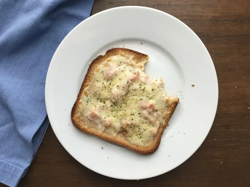 NanoSalad Cheesy Toast with Bites