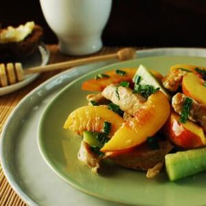 Chicken and Nectarine Salad with Honey-Lime Dressing