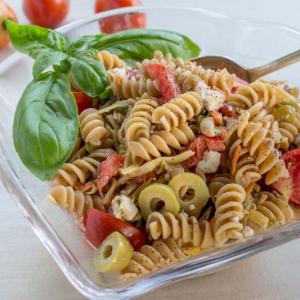 Genevieve’s Greek Pasta Salad