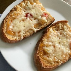 Chutney Cheddar Melts