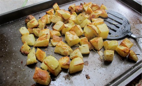 Crispy Rosemary Potatoes