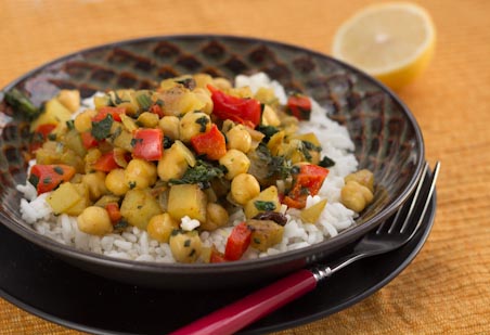 Indian Chickpeas with Spinach and Potatoes - The Scramble