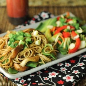 Japanese Soba Noodles with Garlic and Mushrooms