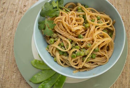 Sesame Noodles with Peas - The Scramble