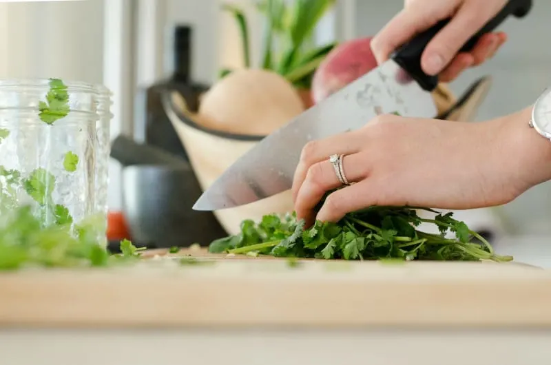 How To Chop Vegetables With A Knife 