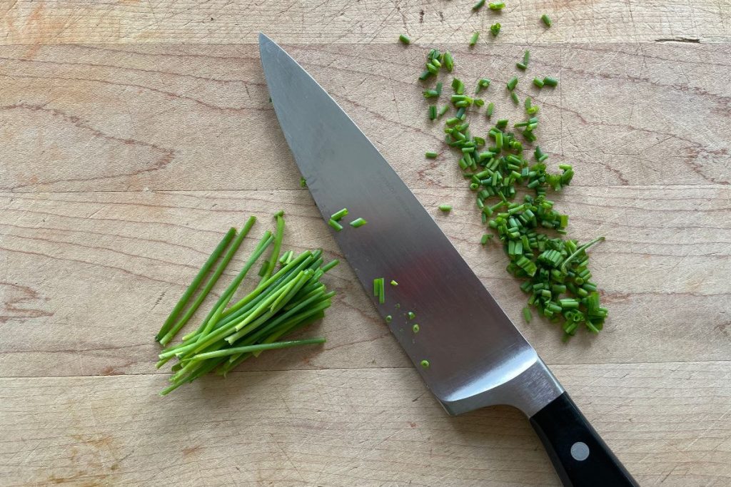 the scramble: cooking resources, chopping herbs